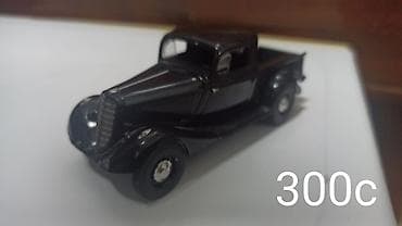 модели машин: Коллекционные масштабные модели автомобилей (примерно 1:43) - — 9