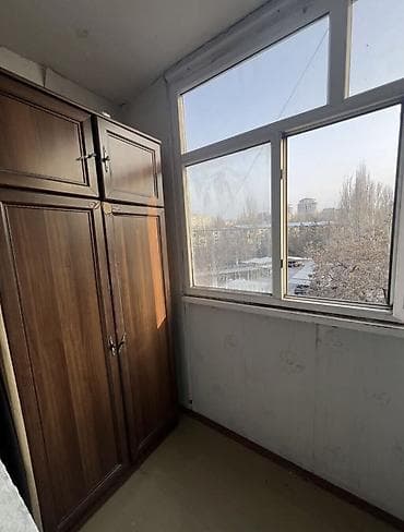 8: 1 комната, 35 м², 8 мкр Индивидуалка, 4 этаж, Косметический ремонт — 2