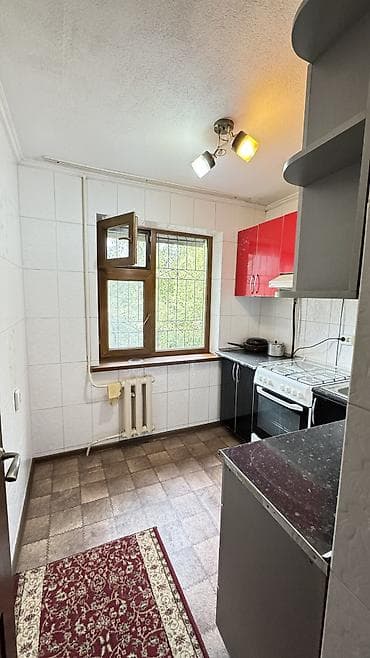 Недвижимость: 3 комнаты, 58 м², 104 серия, 3 мкр 104 серия, 2 этаж, Косметический ремонт — 10