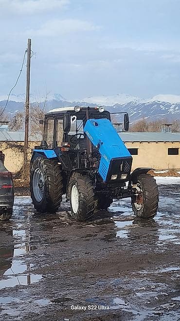 Унаа: Трактор Беларус МТЗ 1025.2 + навесное оборудование - Полный привод — 1