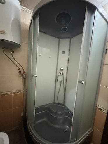эски шыйпыр: Душ кабинасы Жарым тегерек, Жабуусу: Жылтырабаган — 1
