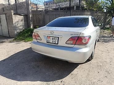 haima 3: Продаю или меняю Газ Бензин Седан бизнес-класса серебристого цвета — 2