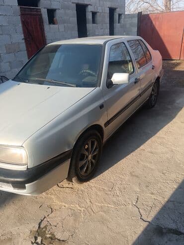 продаю в связи с переездом: Volkswagen Vento: 1994 г., 1.8 л, Механика, Бензин, Седан — 13