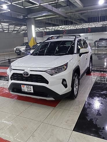продаю рав4: Toyota RAV4: 2021 г., 2.5 л, Вариатор, Бензин, Кроссовер — 2