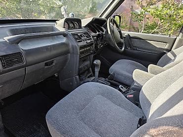 камера на мото: Mitsubishi Pajero: 1994 г., 2.8 л, Автомат, Дизель, Внедорожник — 5