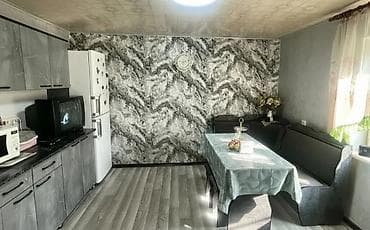 Дома: 🏢Продается дом 📍Кызыл Аскер Площадь участка: 4 сотки. Площадь дома — 1