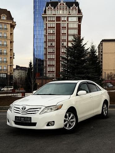 Toyota Camry: 2011 г., 2.5 л, Автомат, Бензин, Седан
