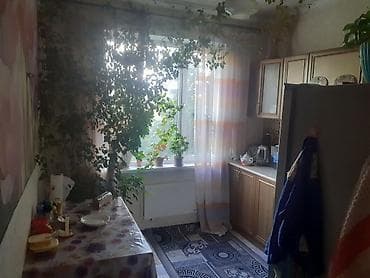 Бөлмөлөрдү сатып алуу: Продаётся 4 комнатная кв2этаж из 3х .90квм.район Адска городок хороший — 5