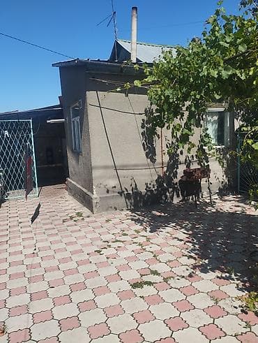 mega hous: Продаю полдома,кирпич/ саман, 3 комн.,45 м.кв.,сан/у/душ.,гор/хол — 1