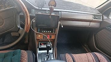 машина w210: Mercedes-Benz W124: 1992 г., 2.2 л, Автомат, Бензин, Седан — 2