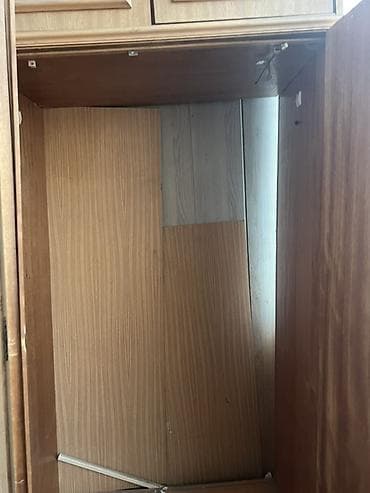 шкафы прихожки: Шифоньер, шкаф для одежды, Б/у, Прямой, Дерево — 4