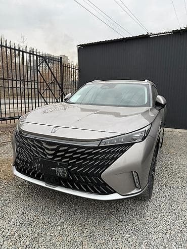 Roewe RX5: 2023 г., 1.5 л, Автомат, Гибрид, Кроссовер