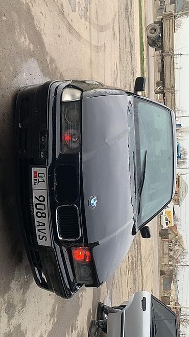 дактейл е36: BMW 3 series: 1993 г., Седан — 1