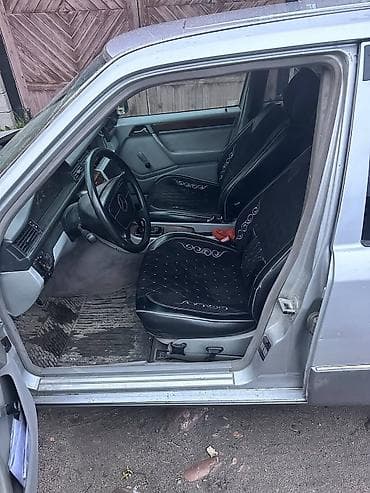 багажник б3: Mercedes-Benz W124: 1993 г., 2.2 л, Ручные, Бензин, Седан — 5