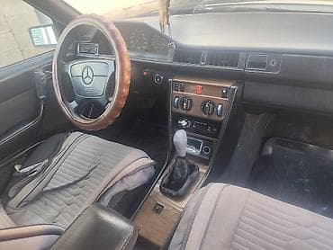 решетка радиатора мерседес бенц 202: Mercedes-Benz W124: 1989 г., 2 л, Ручные, Дизель, Седан — 5