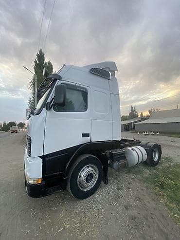 трансмистер: Тягач, Volvo, Без прицепа — 3