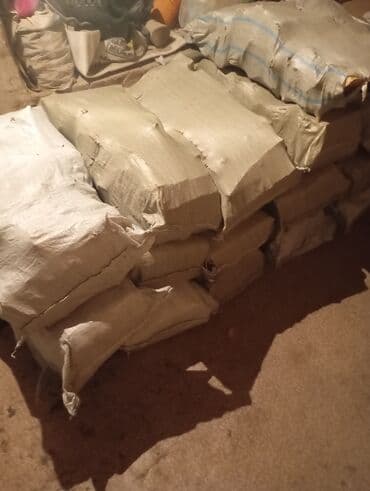 пустой мешок: Сухие дрова - Упакован в плотные полипропиленовые мешки, прошитые по — 1