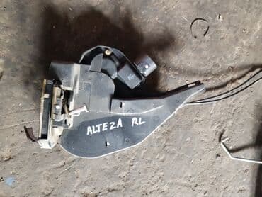 изготовление чип ключа для автомобиля: Toyota Alteza центральный замок Тоета Алтеза Дверной замок задний — 1