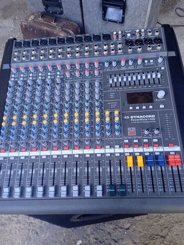 Новый, Концертный, Есть усилитель, Каналов: 12, Разъем: USB порт, Есть эквалайзер