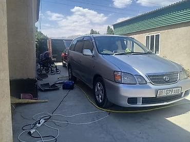 Toyota Gaia: 2003 г., Автомат, Бензин, Минивэн