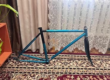 фикс modric: Рама для дорожного/трекового велосипеда с вилкой. Комплектация: - — 1