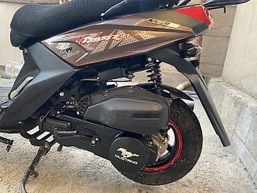 Скутеры: Тип скутера 150 куб. см, Бензин, Б/у — 5