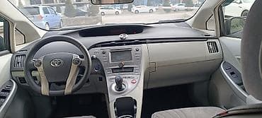 Транспорт: Toyota Prius: 2012 г., 1.8 л, Гибрид, Лифтбек — 5