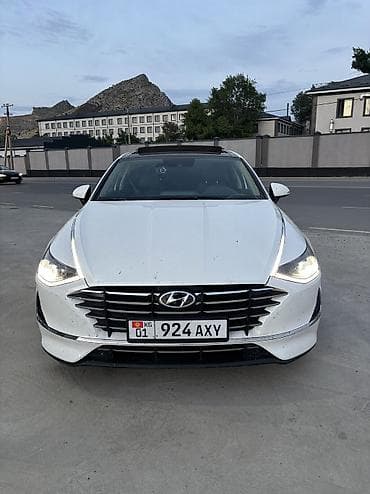 Hyundai Sonata: 2021 г., 2 л, Автомат, Газ, Седан