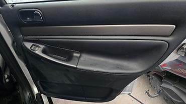 седение: Audi A4: 1999 г., 1.8 л, Механика, Бензин, Седан — 8