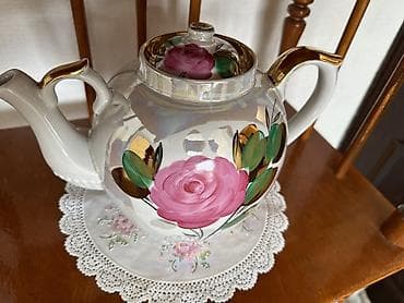 продаю фарфор: Трактирные чайники гиганты фарфорового завода Дулево "Роза". Объем — 4