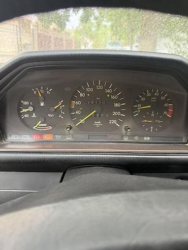авто вит: Mercedes-Benz W124: 1989 г., 2 л, Бензин, Седан — 3