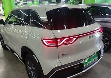 св: BYD Yuan Up: 2025 г., 0.1 л, Автомат, Электромобиль, Кроссовер — 9