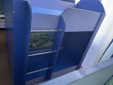 детский двухярусный кровать: Детская 2-х ярусная кровать продается в отличном состоянии . Размер — 1