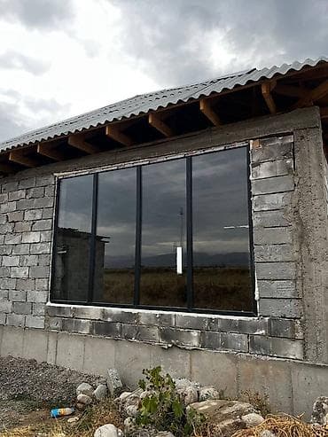 золот: Пластиковое окно на заказ, Тип окна: Фасадные, Форточка, Балконные, Декоративные особенности: Фрамуга, Бесплатная установка, Без рассрочки — 7