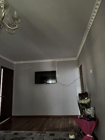 2 бөлмө, 11-мкр Менчик ээси, Жаныбарлары жок, Эмереги менен — 1