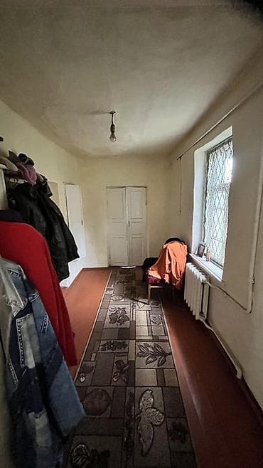 дом этажный: Продается жилой дом с полным пакетом документов,красная книга есть — 4