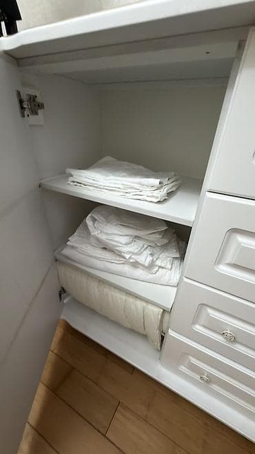 мягкая мебел: ЦЕНА ДОГОВОРНАЯ! Кровать двуспальная с мягким изголовьем и — 8