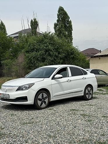 wuling mini ev: Dongfeng : 2022 г., 0.1 л, Автомат, Электромобиль, Седан — 3