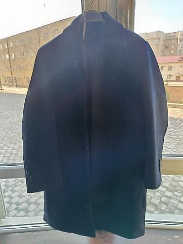 Прокат одежды: Мужское классическое пальто темно-синего цвета. - Прямой силуэт — 3