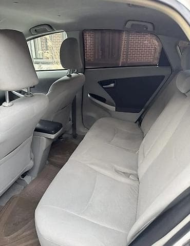 Toyota: Toyota Prius: 2010 г., 1.8 л, Автомат, Гибрид, Хэтчбэк — 4