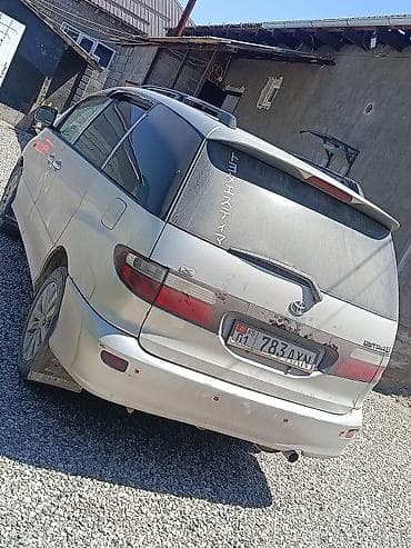 Toyota Estima: 2001 г., 2.4 л, Автомат, Бензин, Минивэн