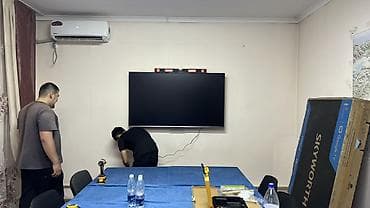 iphone 12 plus: LED-телевизор Skyworth Google TV Установка 👨🏻‍🔧 - Большой плоский — 1