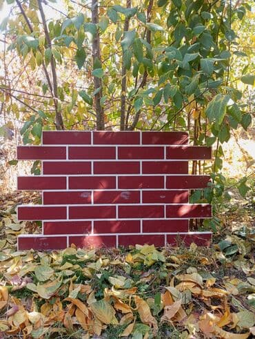 плинтус потолочный: Панели для облицовки стен, имитирующие кирпичную кладку, представлены — 4