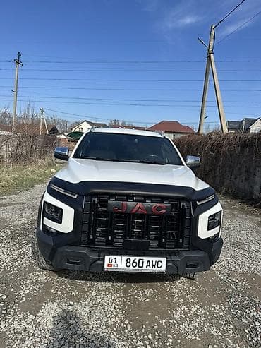 daf xf: JAC : 2024 г., 2 л, Автомат, Бензин, Пикап — 1