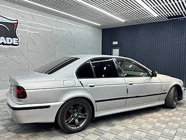 Унаа: BMW 5 series: 2000 г., 2.5 л, Кол менен иштөөчү, Бензин, Седан — 2