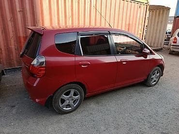 Honda Fit: 2008 г., 1.4 л, Автомат, Бензин, Хэтчбэк