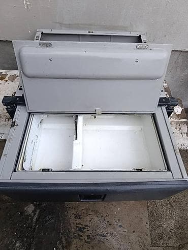 Багажники на крышу и фаркопы: Холодильник на автомашину Volvo. В хорошем рабочем состоянии — 5