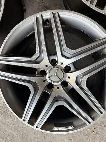 Шины и диски: Литые Диски R 20 Mercedes-Benz, Комплект, отверстий - 5, Б/у — 5