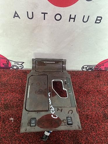 s180: Рамка селектора акпп TOYOTA Crown S180 3GRFSE 3 2005 (б/у) САЛОННЫЕ — 1