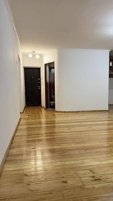 3 комнаты, 57 м², 105 серия, 5 этаж, Косметический ремонт at lalafo.kg 3 комнаты, 57 м², 105 серия, 5 этаж, Косметический ремонт